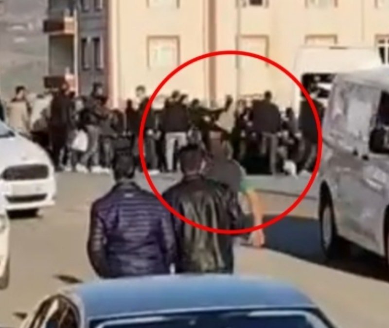 Diyarbakır'da akrabalar arasında kız kaçırma kavgası: 5 yaralı