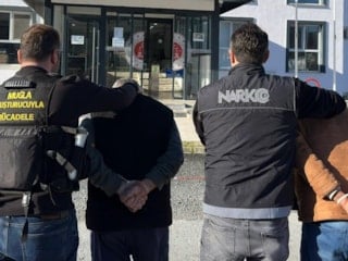 Muğla'da şehirlerarası otobüs terminalinde uyuşturucu operasyonu