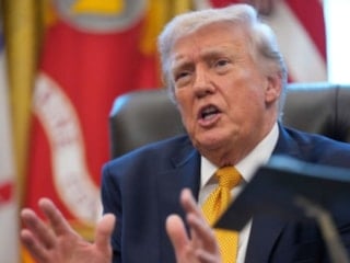 Trump’tan Macron yorumu: Hala eşinden yediği kroşenin etkisinde