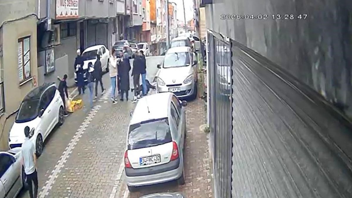 İstanbul'da bir kadını bayıltana kadar dövdüler