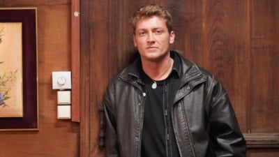 Taşacak Bu Deniz İso'nun eski aşkı Sevdiğim Sensin'den çıktı