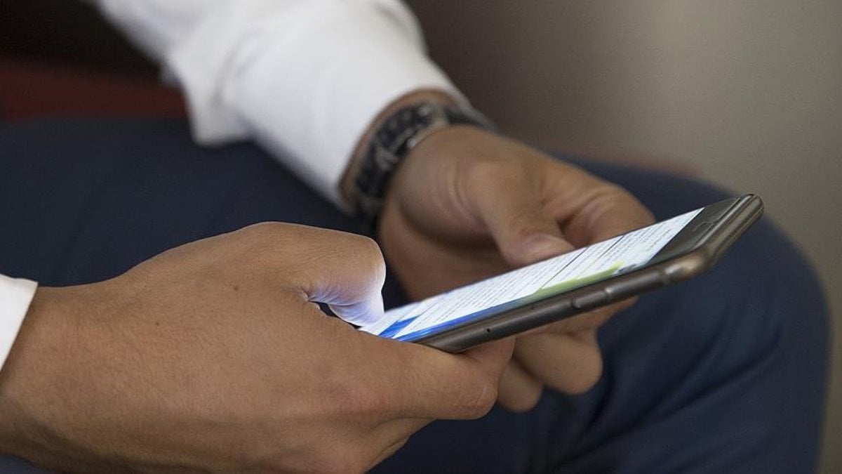 Cep telefonu tarifelerine yüzde 15 zam geldi