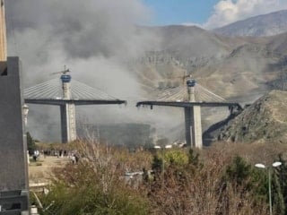 ABD ve İsrail, İran'ın Kerec kentindeki B1 Köprüsü'nü vurdu