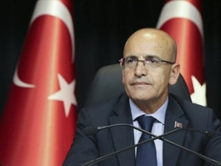Mehmet Şimşek: Mart ayında jeopolitik gelişmelerin etkisiyle ihracatımız geriledi