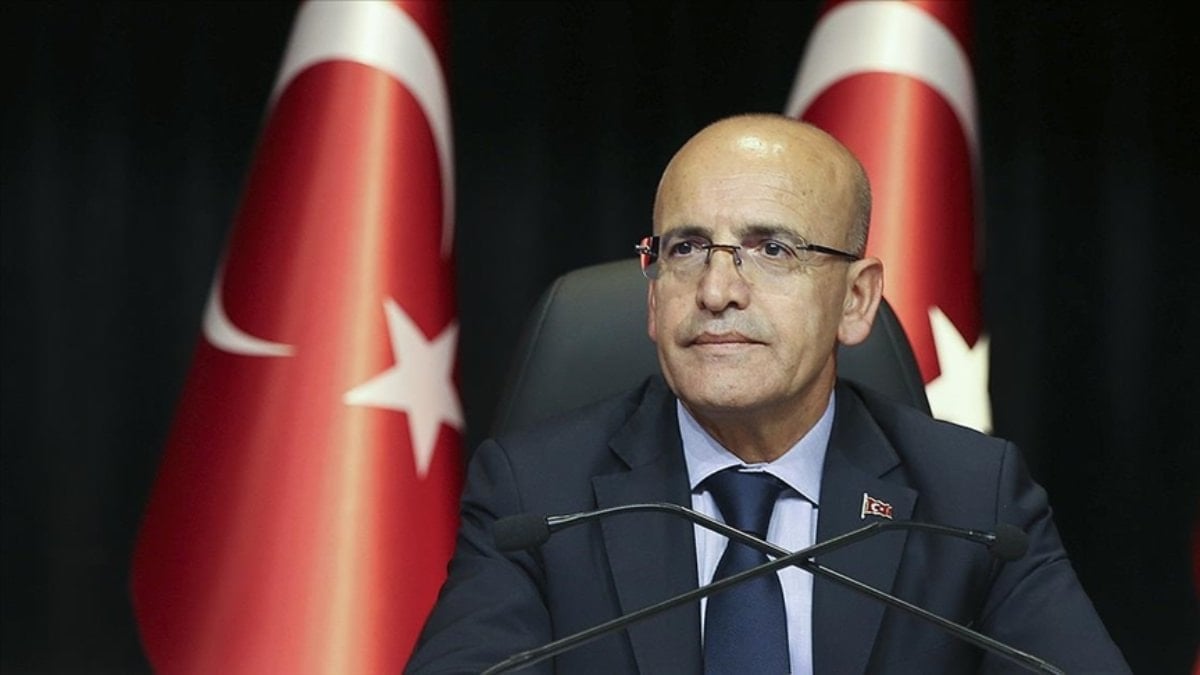 Mehmet Şimşek: Mart ayında jeopolitik gelişmelerin etkisiyle ihracatımız geriledi