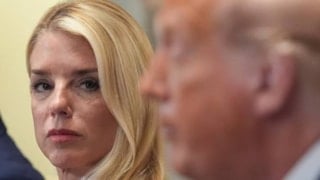 ABD Adalet Bakanı Pam Bondi görevinden alındı