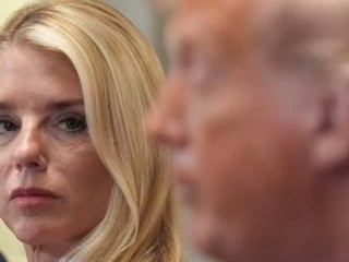 ABD Adalet Bakanı Pam Bondi görevinden alındı