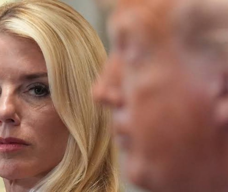 ABD Adalet Bakanı Pam Bondi görevinden alındı