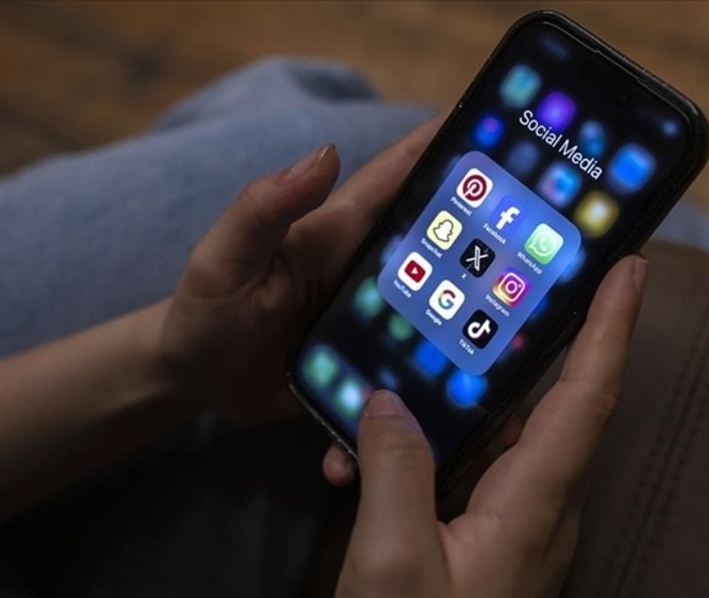 Sosyal medyaya 15 yaş sınırı: TBMM'de kabul edildi