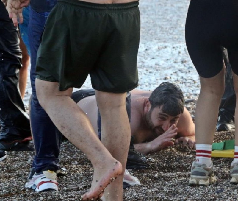 Antalya'da açığa sürüklenen gençlerden biri can verdi