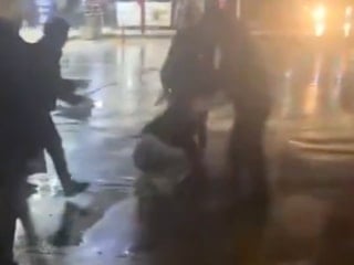 Kocasıyla ilgili özel bilgileri paylaştı: Evi terk edince otobüs terminalinde yalvardı