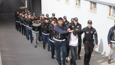 Adana'da atık tesiste 170 milyon TL'lik ürün ele geçirildi