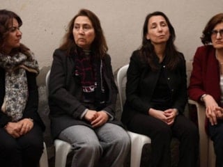 Figen Yüksekdağ ağabeyinin cenaze törenine katıldı