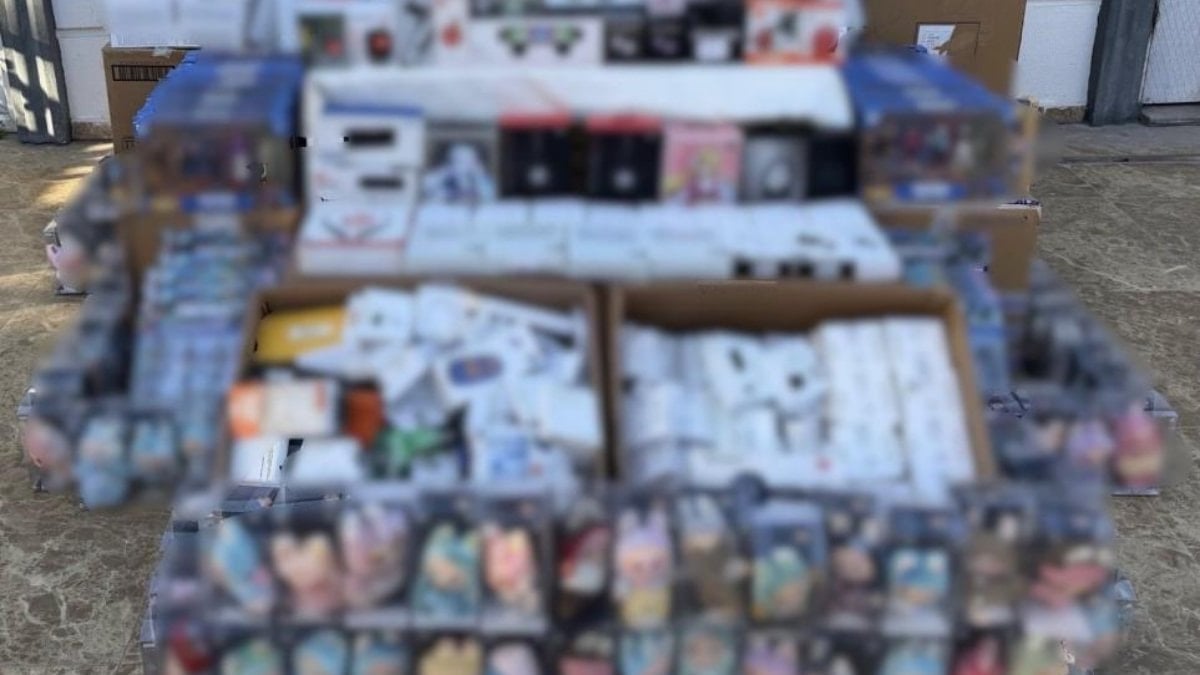 Antalya’da 3,5 milyon liralık kaçak eşya ele geçirildi