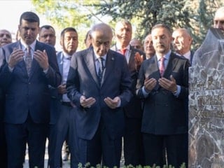 Devlet Bahçeli'den, Alparslan Türkeş'in vefat yıl dönümü için anma mesajı