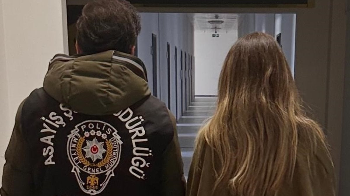 Kocaeli'de başkasına ait kartlarla 35 kez alışveriş yapan kişi yakalandı