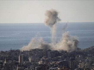 İsrail ordusu, Beyrut'a hava saldırıları düzenledi