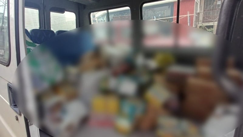 Ordu'da bir markette yapılan incelemede 4 kamyonet dolusu ürüne el konuldu