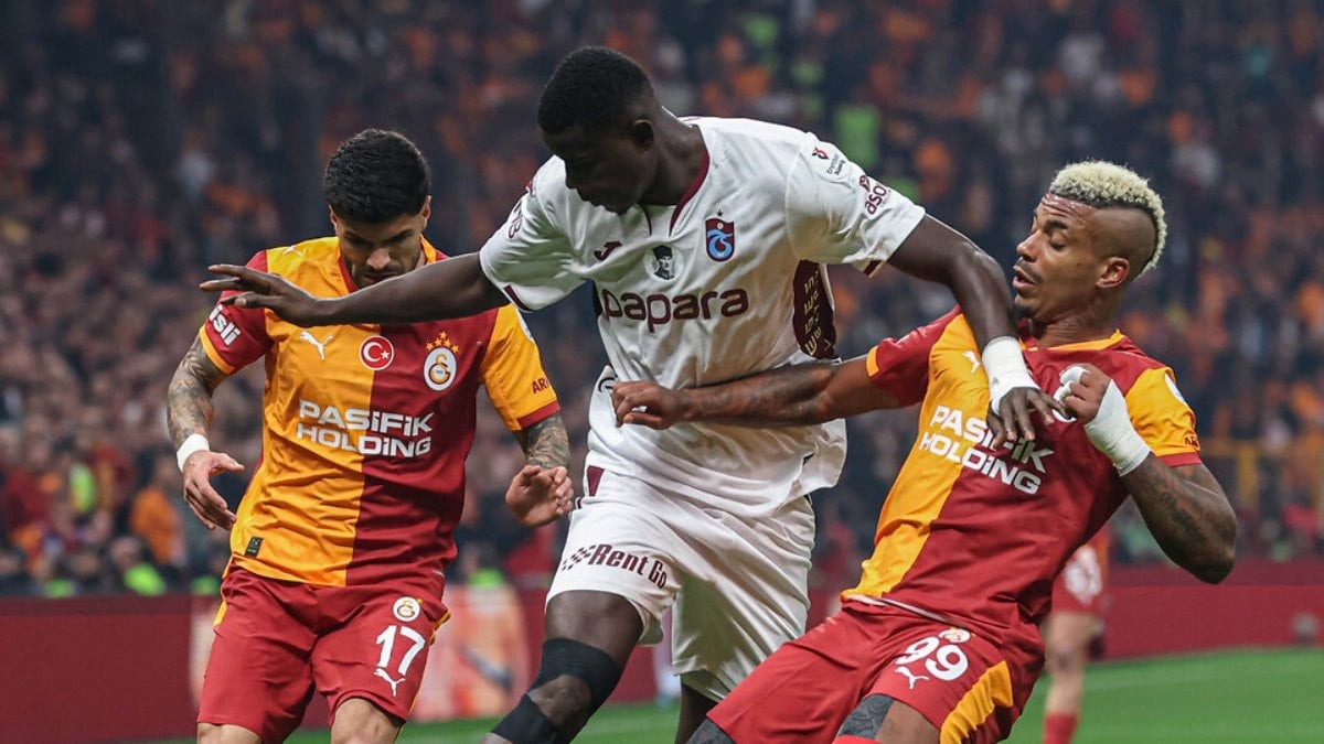 Trabzonspor - Galatasaray maçının ilk 11'leri