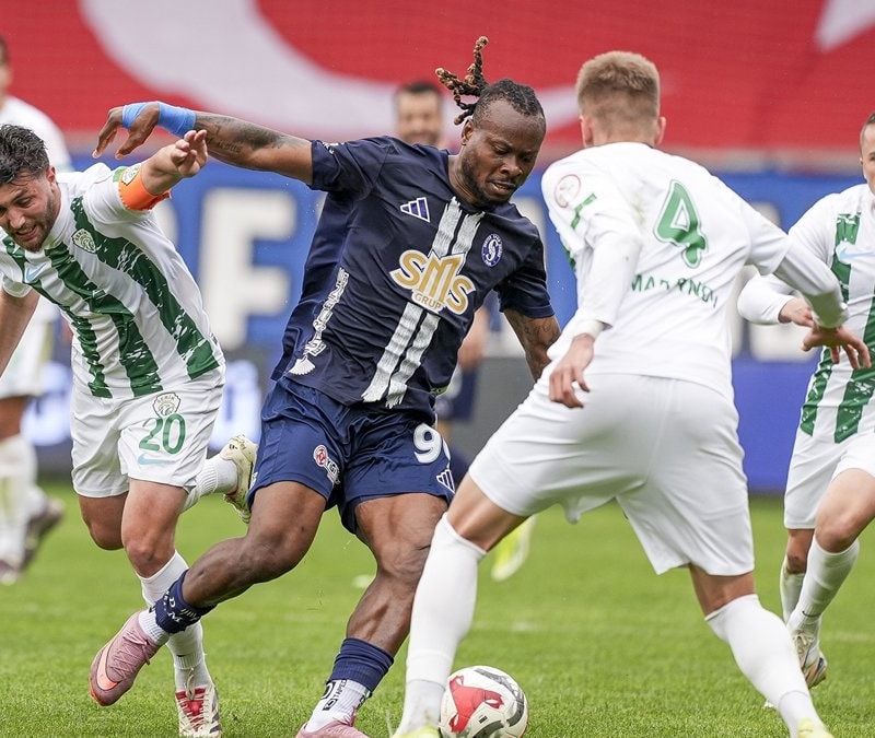 Sarıyer, Serik Spor'a 3 attı