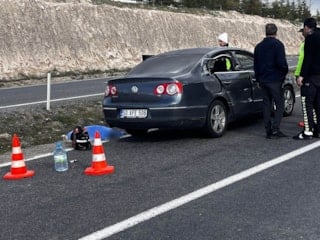 Nevşehir'de otomobil ile tırın çarpıştığı kazada 2 yaşındaki bebek hayatını kaybetti