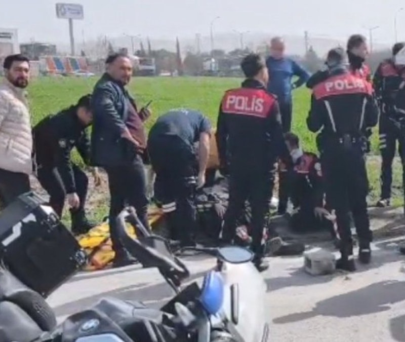 Kahramanmaraş'ta ehliyetsiz sürücü, kendisini durdurmak isteyen polisleri ezdi