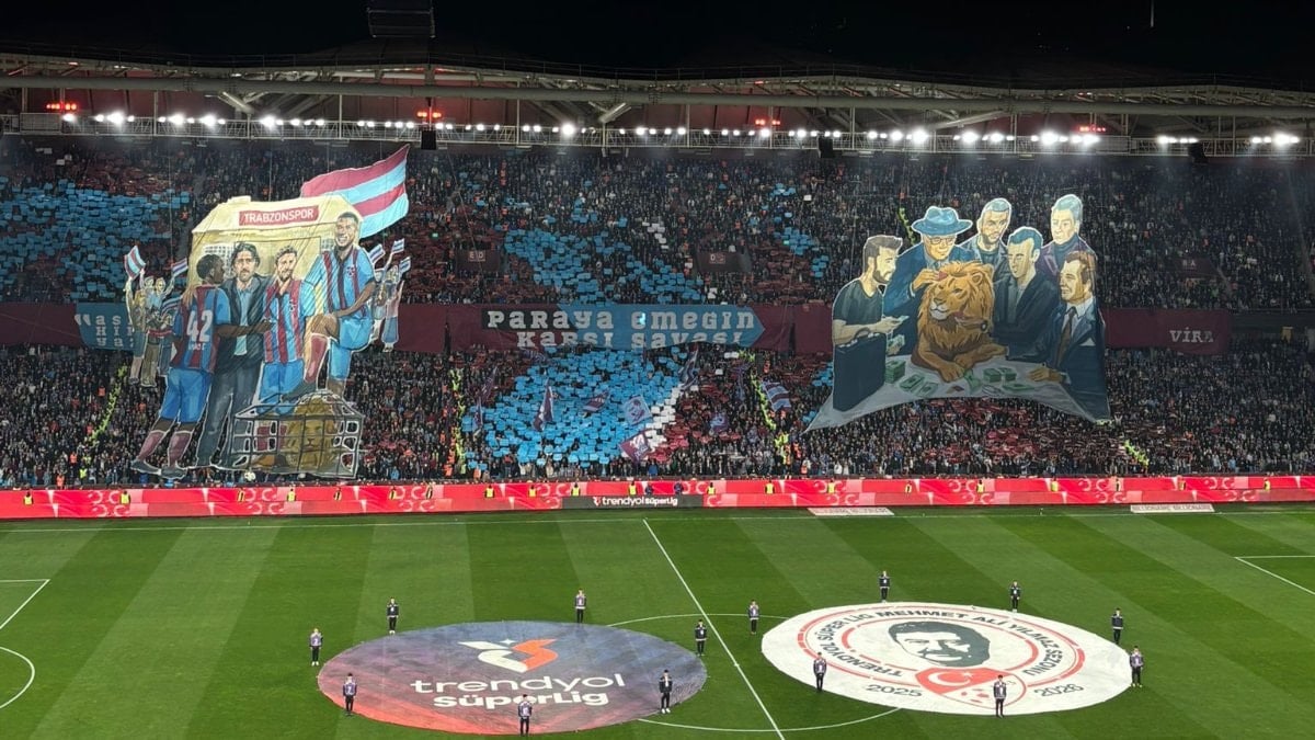 Trabzonspor taraftarından Galatasaray maçı öncesi koreografi!