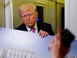 Trump: Başkan olduğum sürece ABD üçüncü dünya ülkesi olmayacak