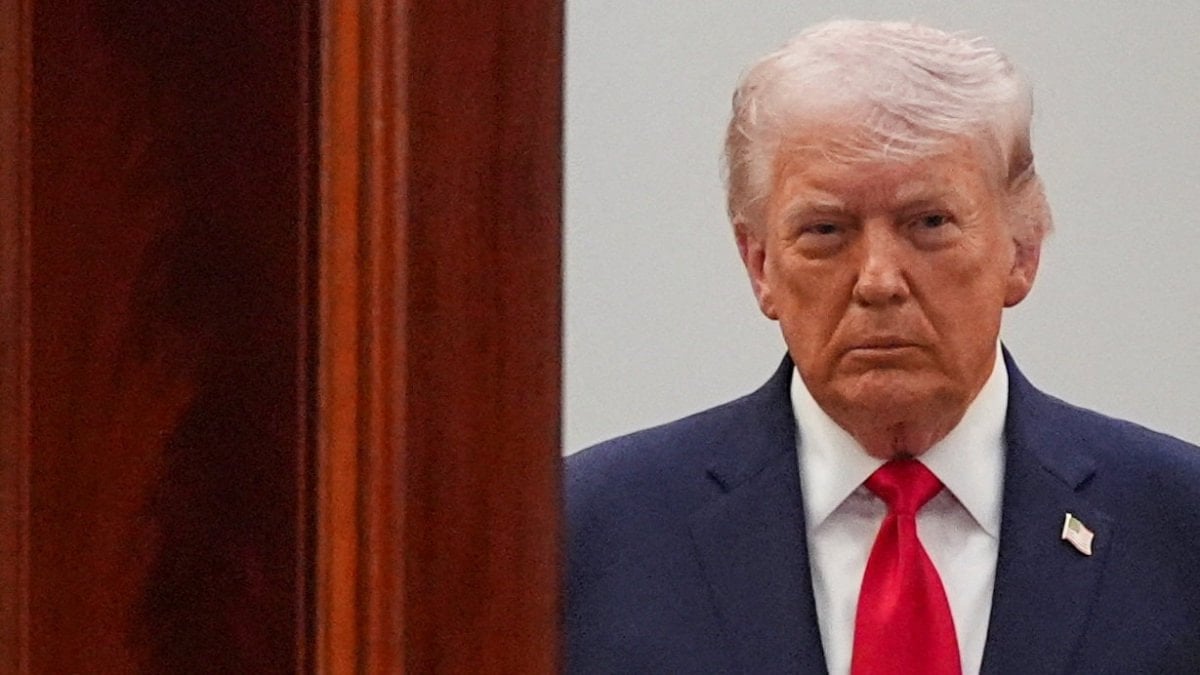 Donald Trump, Tahran'a saldırı görüntülerini paylaştı: Birçok lideri öldürdük