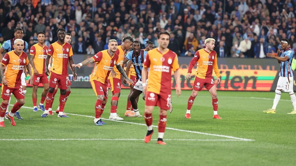 Lider Galatasaray, Trabzon'dan puansız döndü