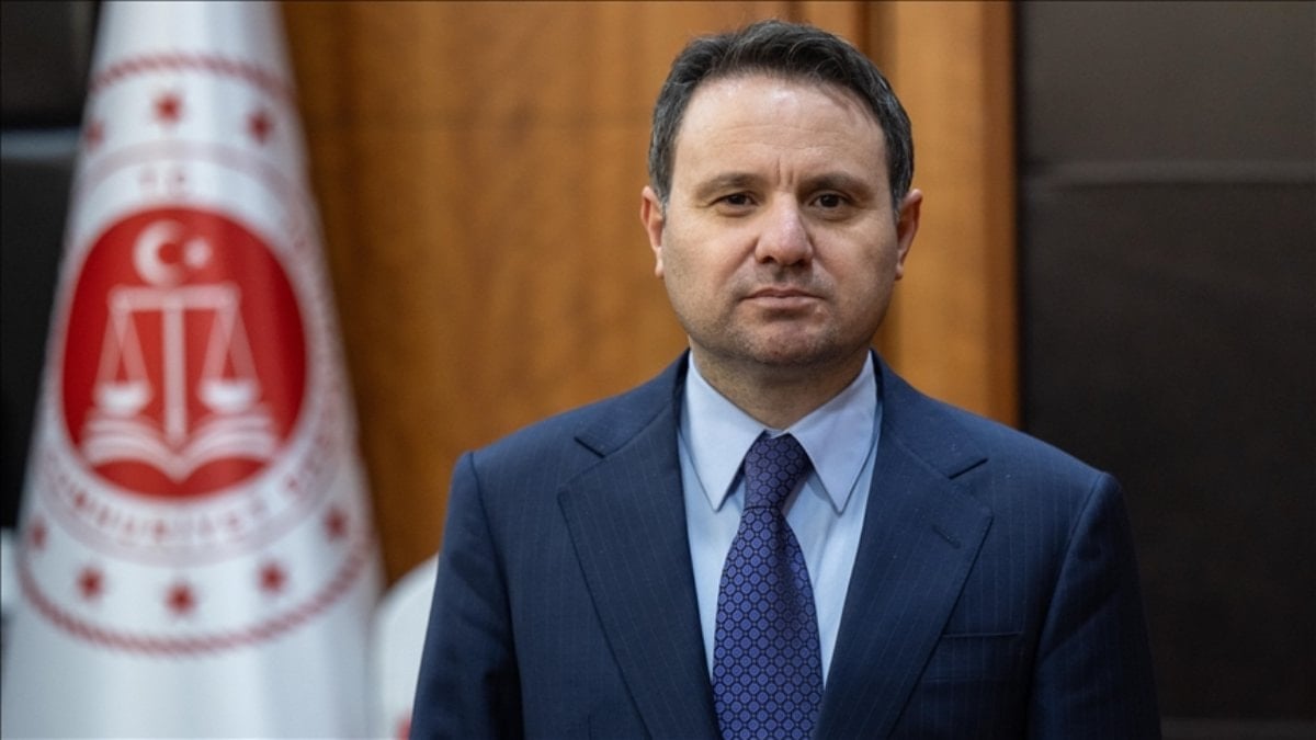 Akın Gürlek'ten 5 Nisan Avukatlar Günü'ne özel mesaj