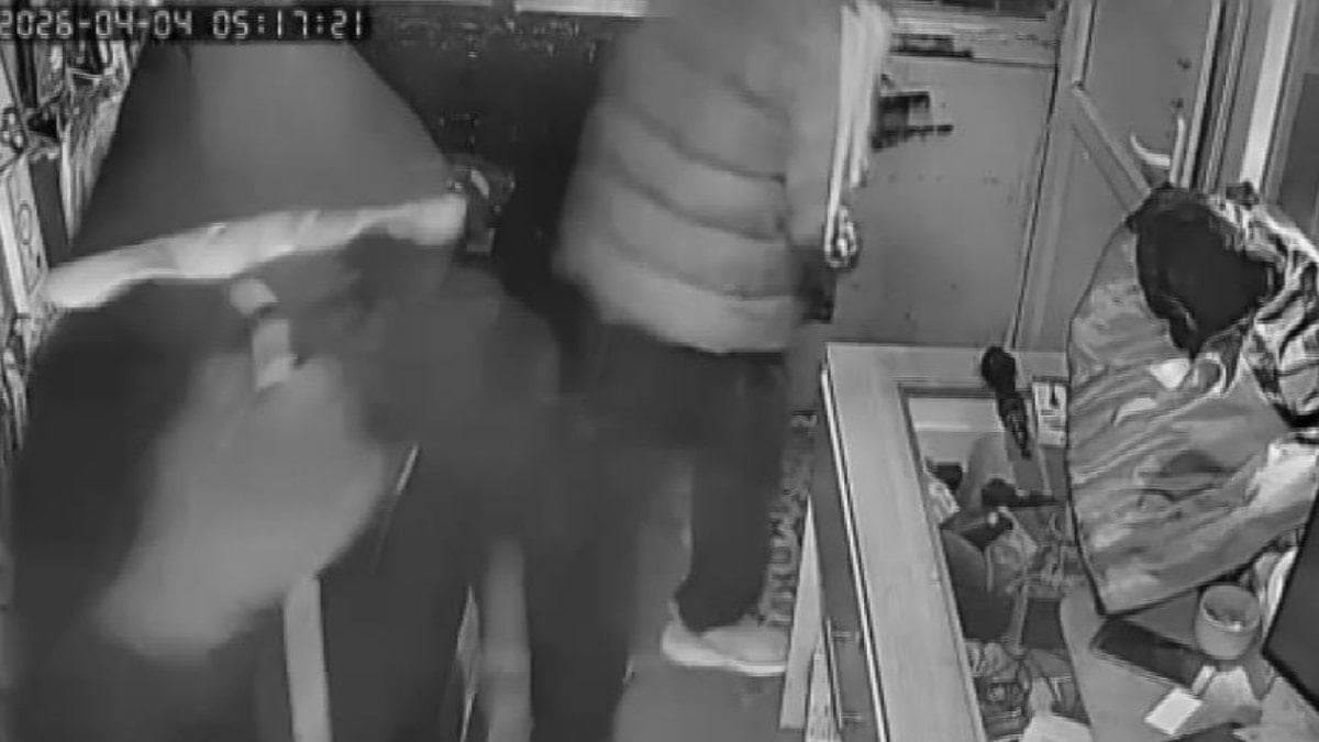 Hatay'da 2 hırsız 150 bin TL değerindeki cihazları çaldı