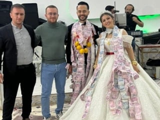 Manisa'da damada altın yerine ayva taktılar