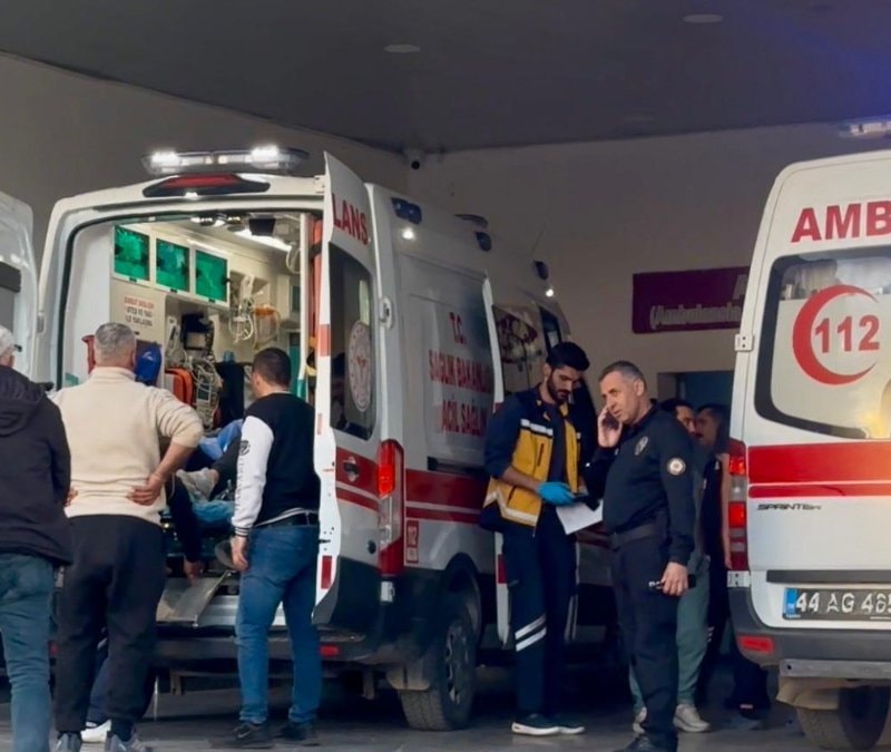 Malatya'da akrabalar arasındaki kavgada kan döküldü