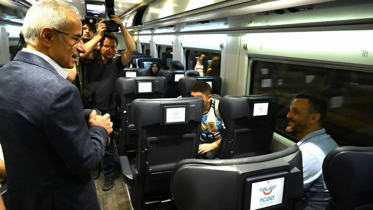 Abdulkadir Uraloğlu: Ankara-İstanbul arası YHT seferleri 30 dakika kısalacak