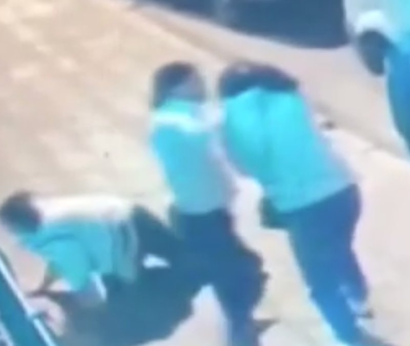 İstanbul'a iki kadın sokak ortasında darbedildi