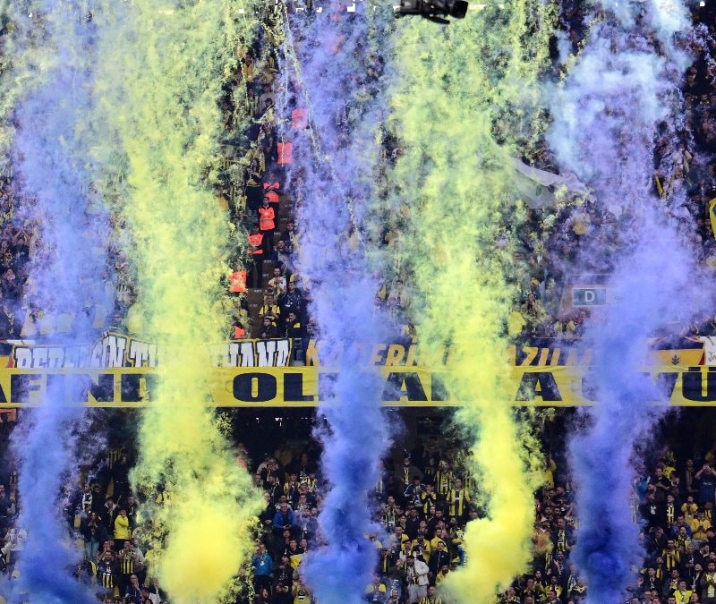 Derbi öncesinde Kadıköy'de görsel şölen