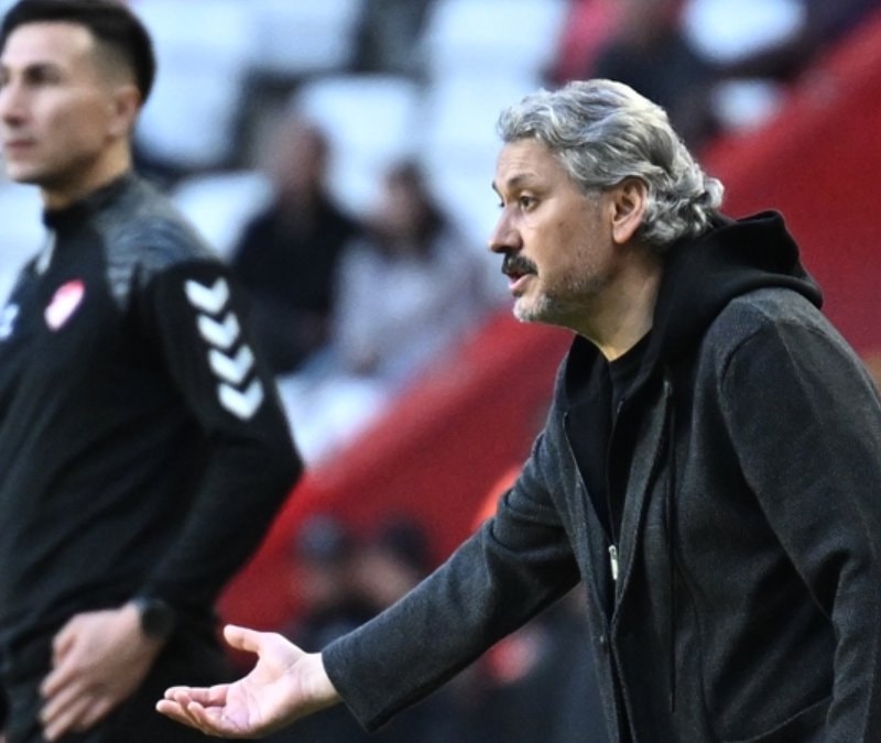 Atila Gerin: Biz her maç 12-13 kişiye karşı oynuyoruz