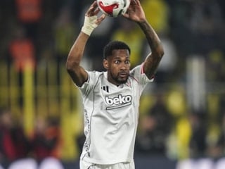 Beşiktaş'a Amir Murillo'dan kötü haber! Derbide ikinci yarıya çıkamadı