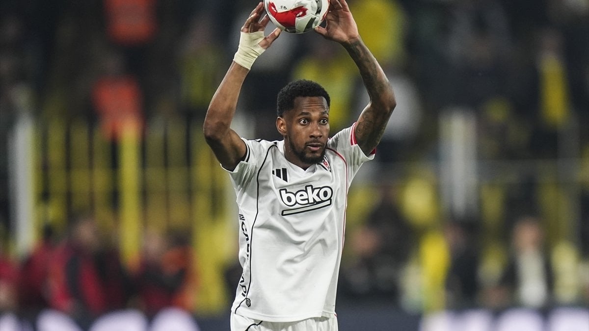 Beşiktaş'a Amir Murillo'dan kötü haber! Derbide ikinci yarıya çıkamadı