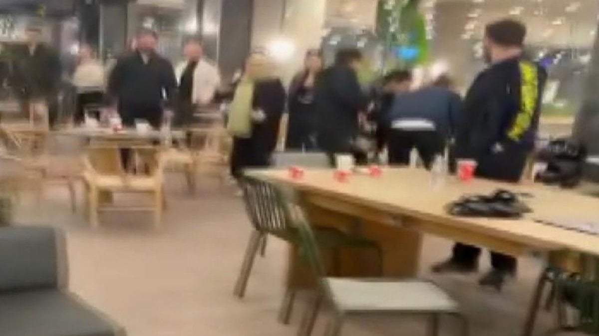 İstanbul Başakşehir'de kafede silahlı saldırı: 1 yaralı