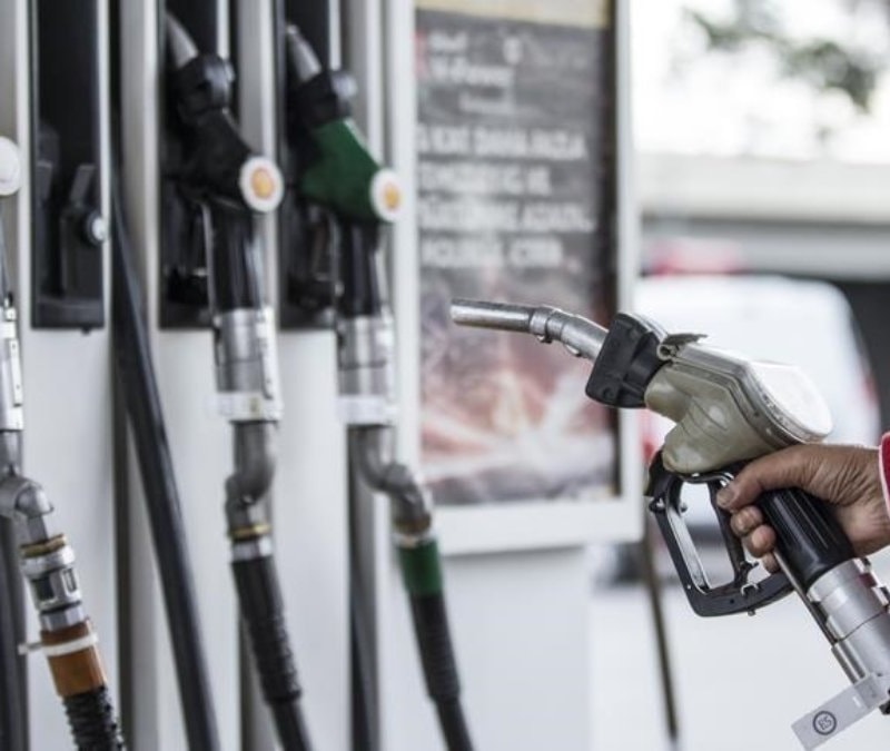 Benzine zam geliyor