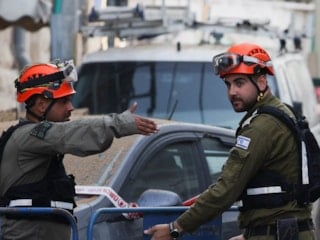 İran'ın füzeleri İsrail'de yıkıma neden oldu: Tel Aviv'de siren sesleri