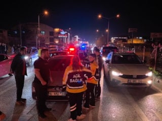 Bursa'da kaza sonrası ortalık karıştı: Sürücüye uyuşturucu testi yapıldı