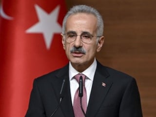Abdulkadir Uraloğlu: Türk sahipli 3 gemi Hürmüz Boğazı’ndan geçti