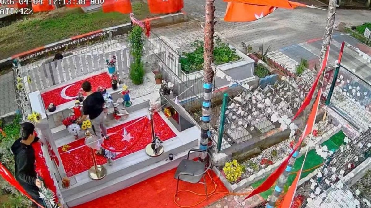 Adana'da şehit mezarına saldırı: Acılı anne gözyaşlarına boğuldu