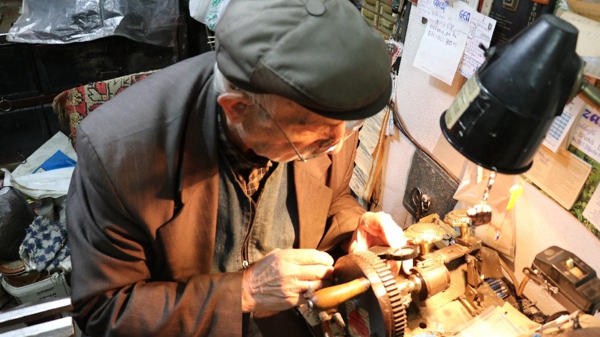 Sivas'ta 55 yıldır anahtar üretiyor