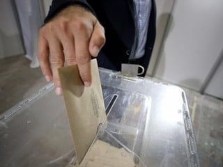 Deprem bölgesinde çarpıcı anket: AK Parti'ye güven arttı