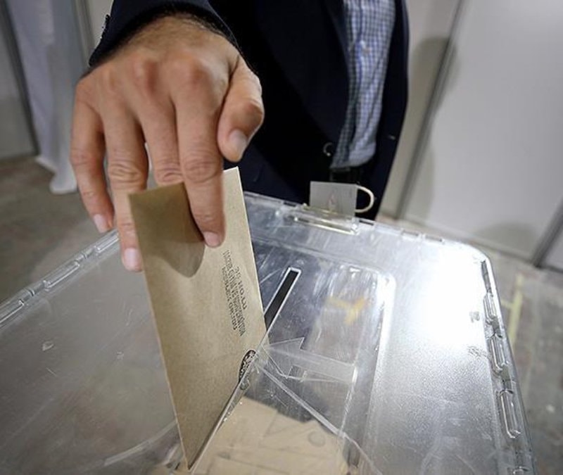 Deprem bölgesinde çarpıcı anket: AK Parti'ye güven arttı