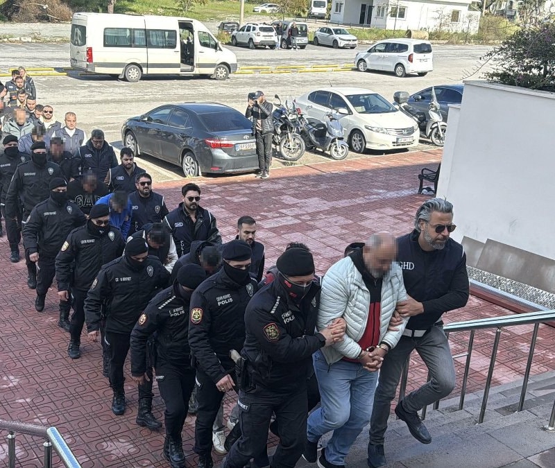 Muğla'da 19 kaçak göçmenin öldüğü bot faciasında 12 şüpheli tutuklandı